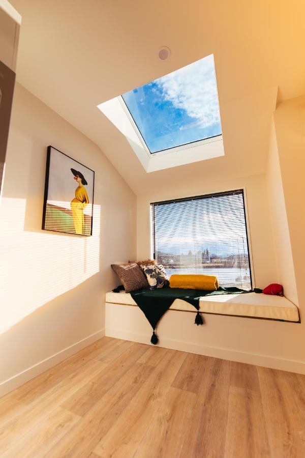 Crescent Moon Apartment Lake Tekapo Ngoại thất bức ảnh